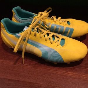 Puma bed speed 9 women’s cleats yellow teal